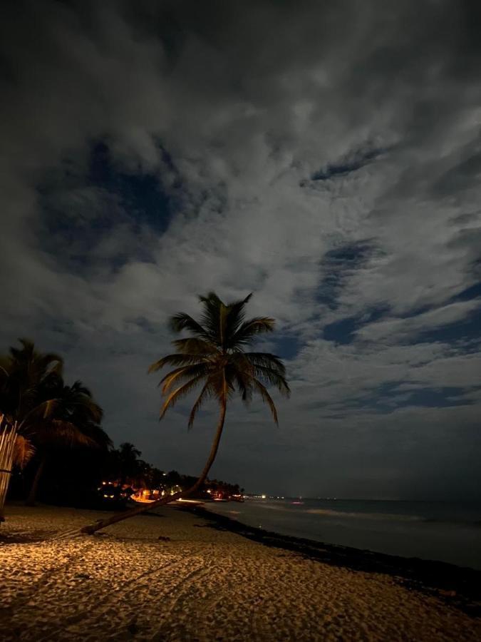 Chavez Eco Beach Camping And Cabanas Tulum Exterior photo